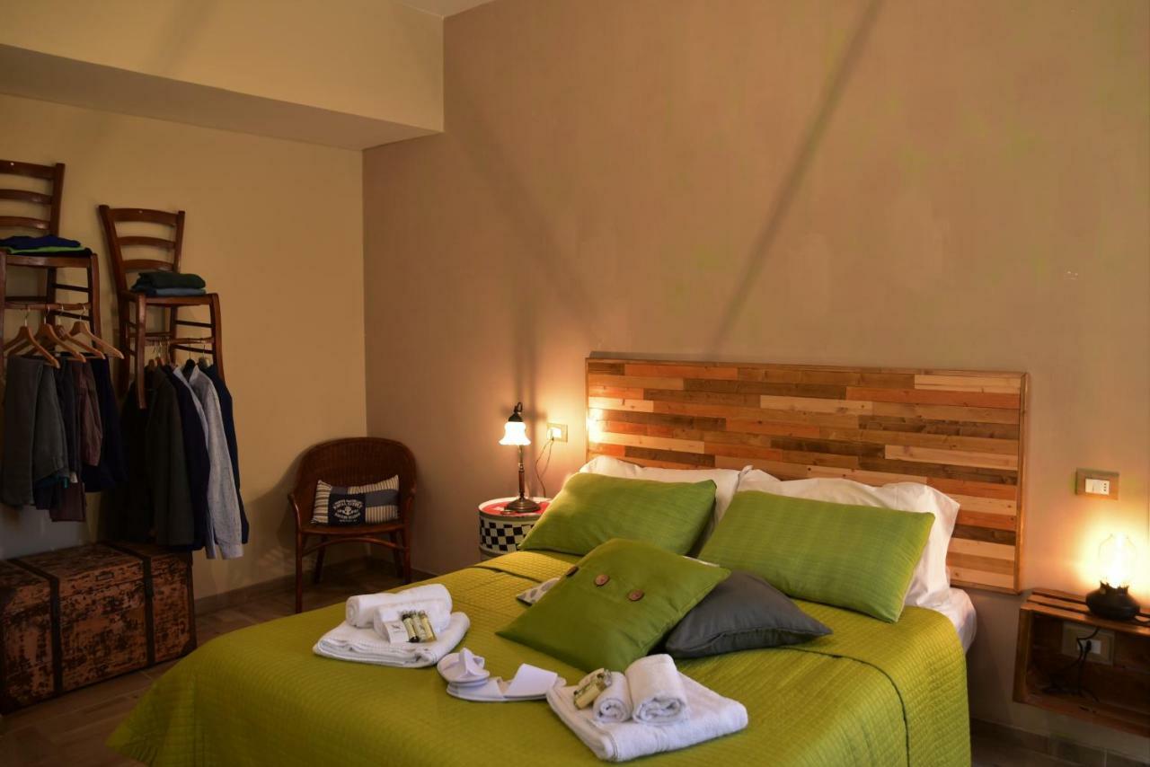 Casa Nina Bed & Breakfast Toirano Bagian luar foto